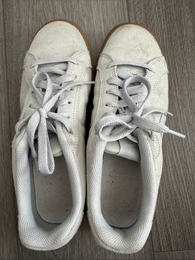 Nike Women's White Suede Low-Top Sneakers